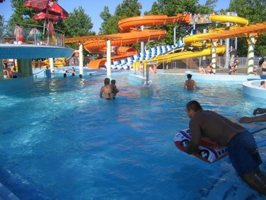 Hotel Fortuna Dávod Εξωτερικό φωτογραφία